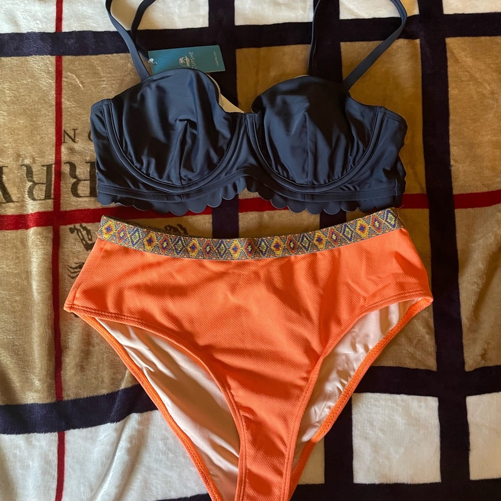 Cupshe Black and Orange Scalloped Bikini